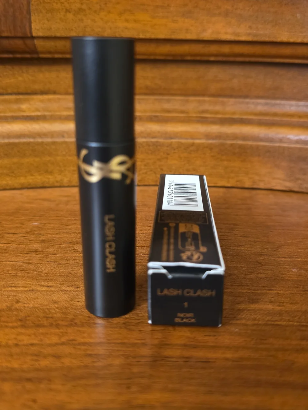 YSL Lash Clash Extreme Volume Mascara, Black 1, .06oz--NIB